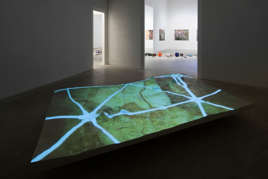 Femke_Herregraven_Prelude-to-When-The-Dust-Unsettles_1